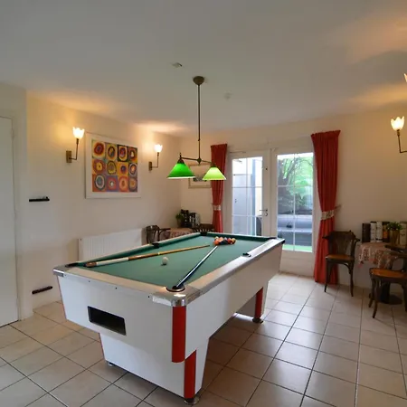 In Noordbeemster With Bubble Bath * Noordbeemster